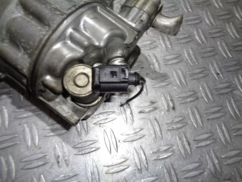 Compresseur clim VOLKSWAGEN GOLF 5 Diesel - 1