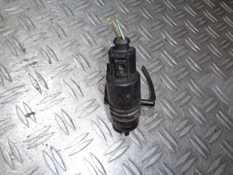 Pompe lave glace avant SKODA FABIA 1 PHASE 1 BREAK Diesel - 1