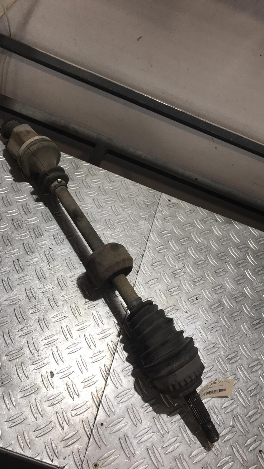 Cardan droit (transmission) RENAULT CLIO 2 PHASE 1 Essence - 1