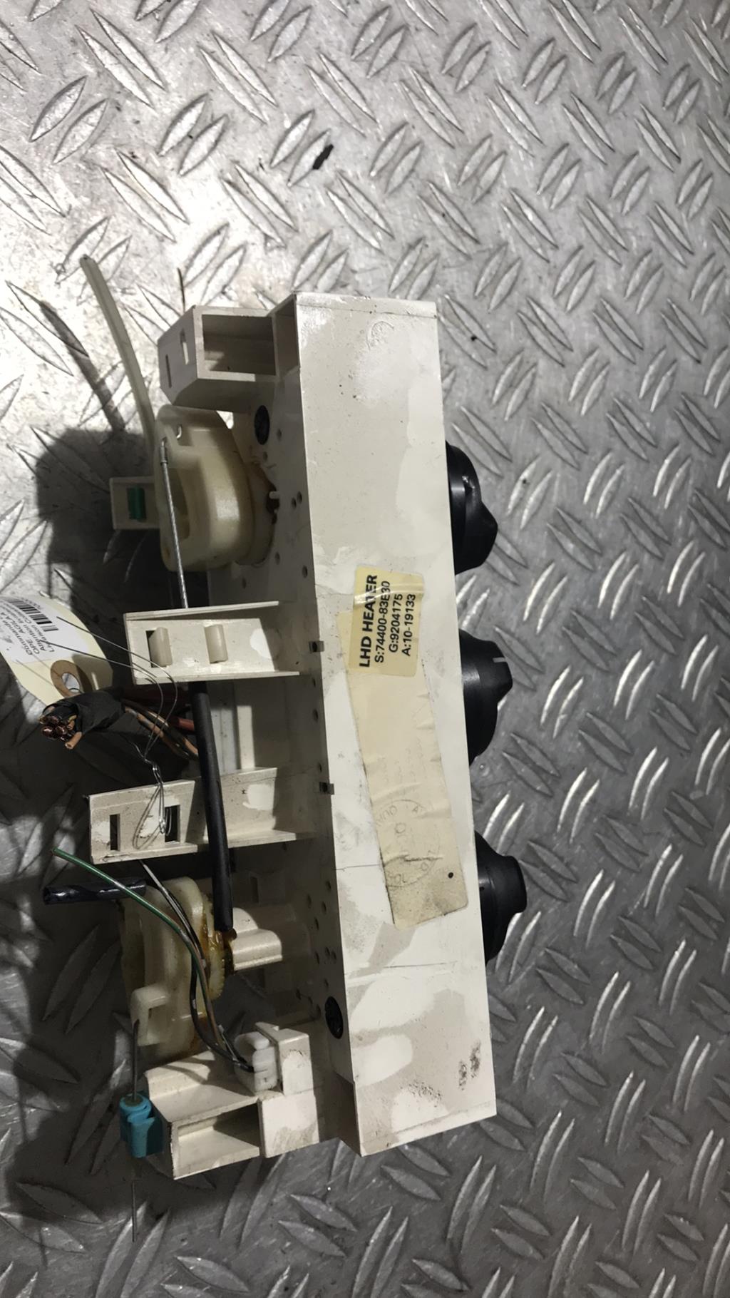 Commande chauffage OPEL AGILA A Essence - 1