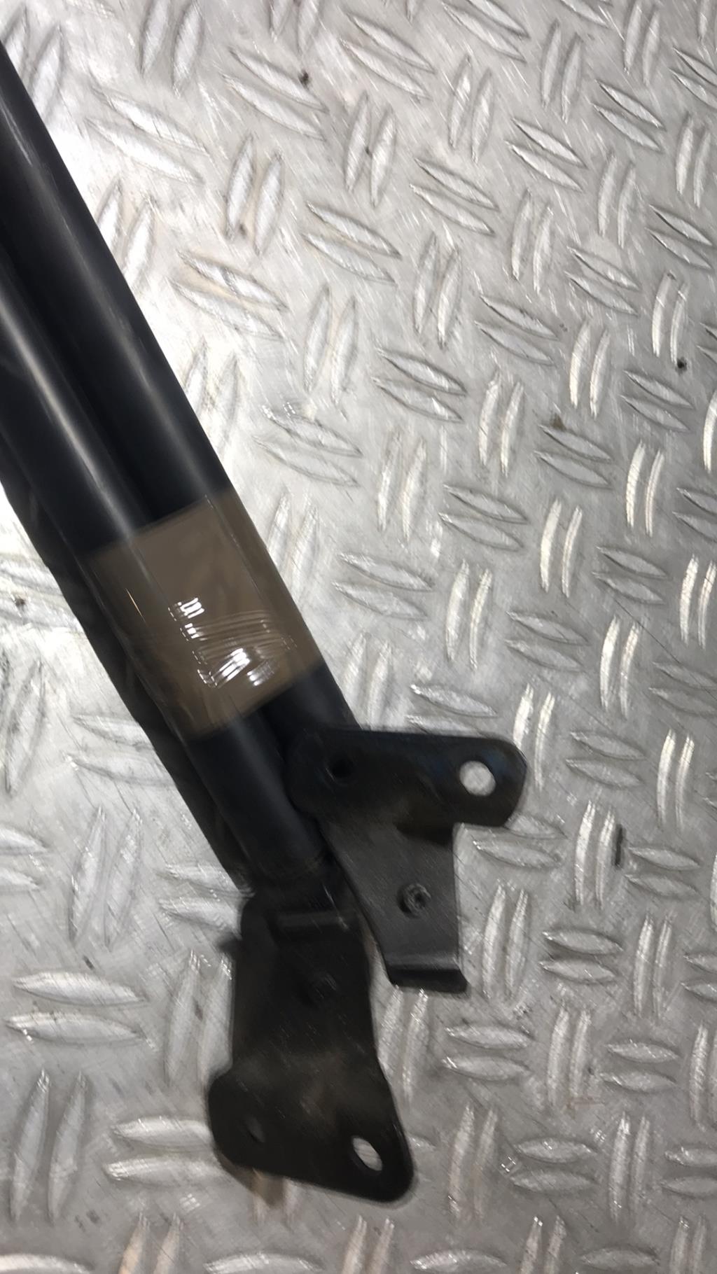 Verin de coffre OPEL AGILA A Essence - 1