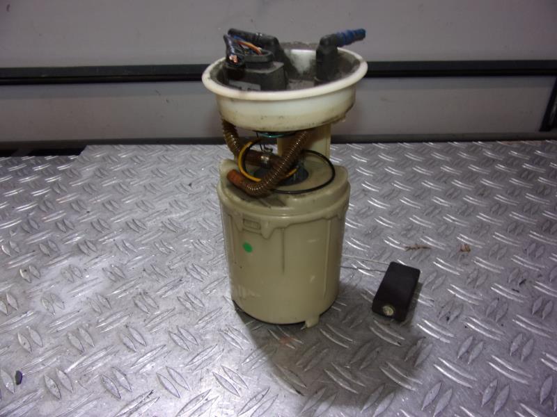 Pompe immergee VOLKSWAGEN POLO 3 PHASE 2 Essence - 1