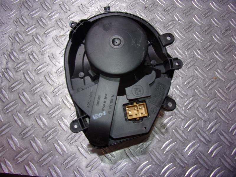 Ventilateur chauffage VOLKSWAGEN PASSAT 4 PHASE 2 BREAK Diesel - 1