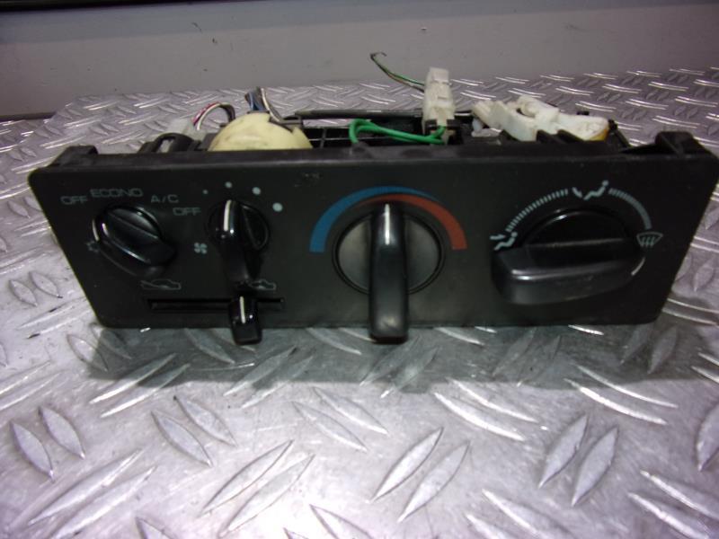 Commande chauffage MITSUBISHI SPACEWAGON 2 Diesel - 1