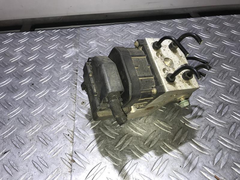 Bloc ABS (freins anti-blocage) AUDI A4 1 PHASE 1 Diesel - 1
