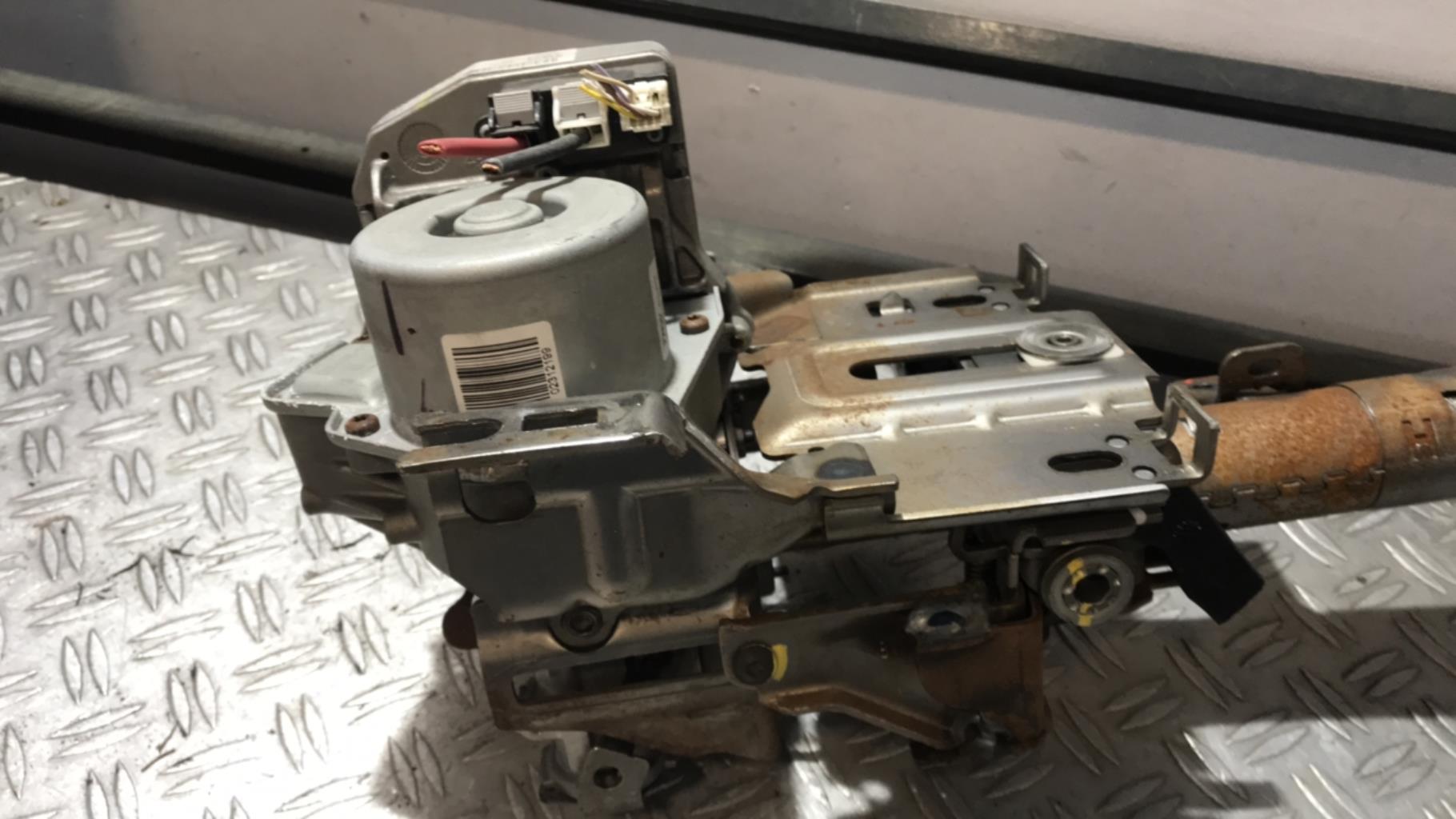 Colonne de direction RENAULT CLIO 3 PHASE 1 Diesel - 1