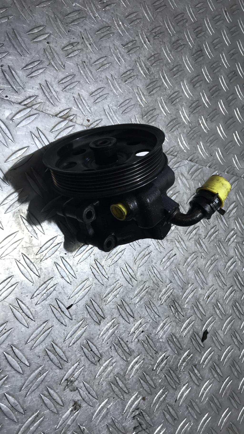 Pompe de direction FORD FOCUS 1 BREAK Diesel - 1