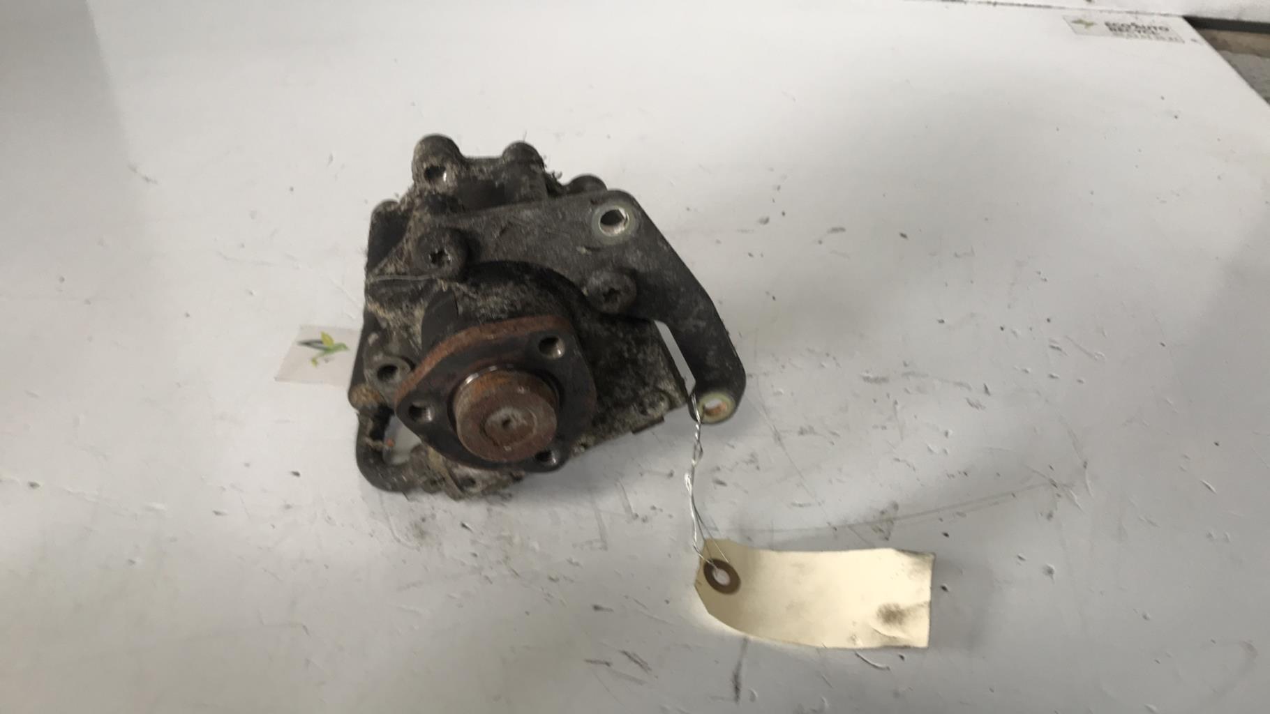 Pompe de direction MERCEDES VITO 638 Diesel - 1