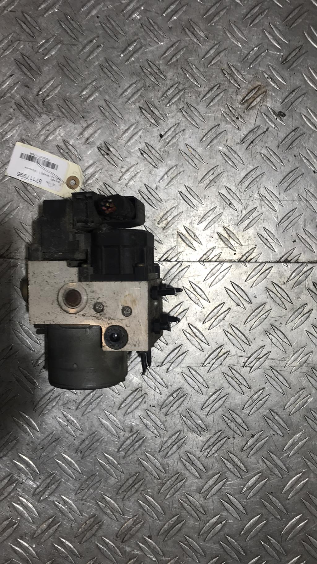 Bloc ABS (freins anti-blocage) AUDI A4 1 PHASE 1 Essence - 1