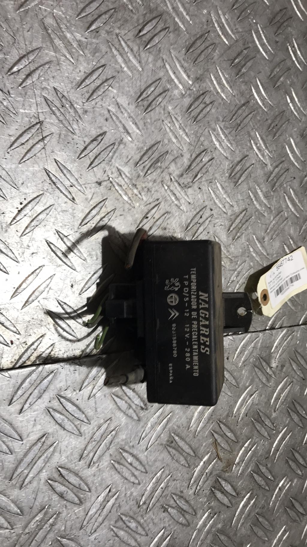 Boitier de prechauffage CITROEN C15 Diesel - 1