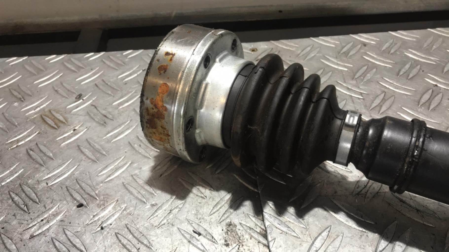 Cardan droit (transmission) AUDI A4 1 PHASE 1 Essence - 1