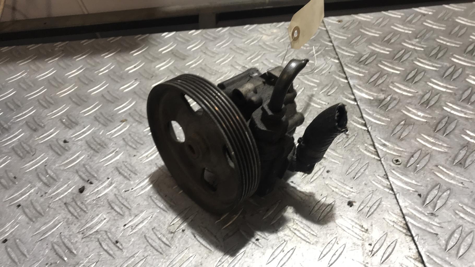 Pompe de direction PEUGEOT 807 Diesel - 1