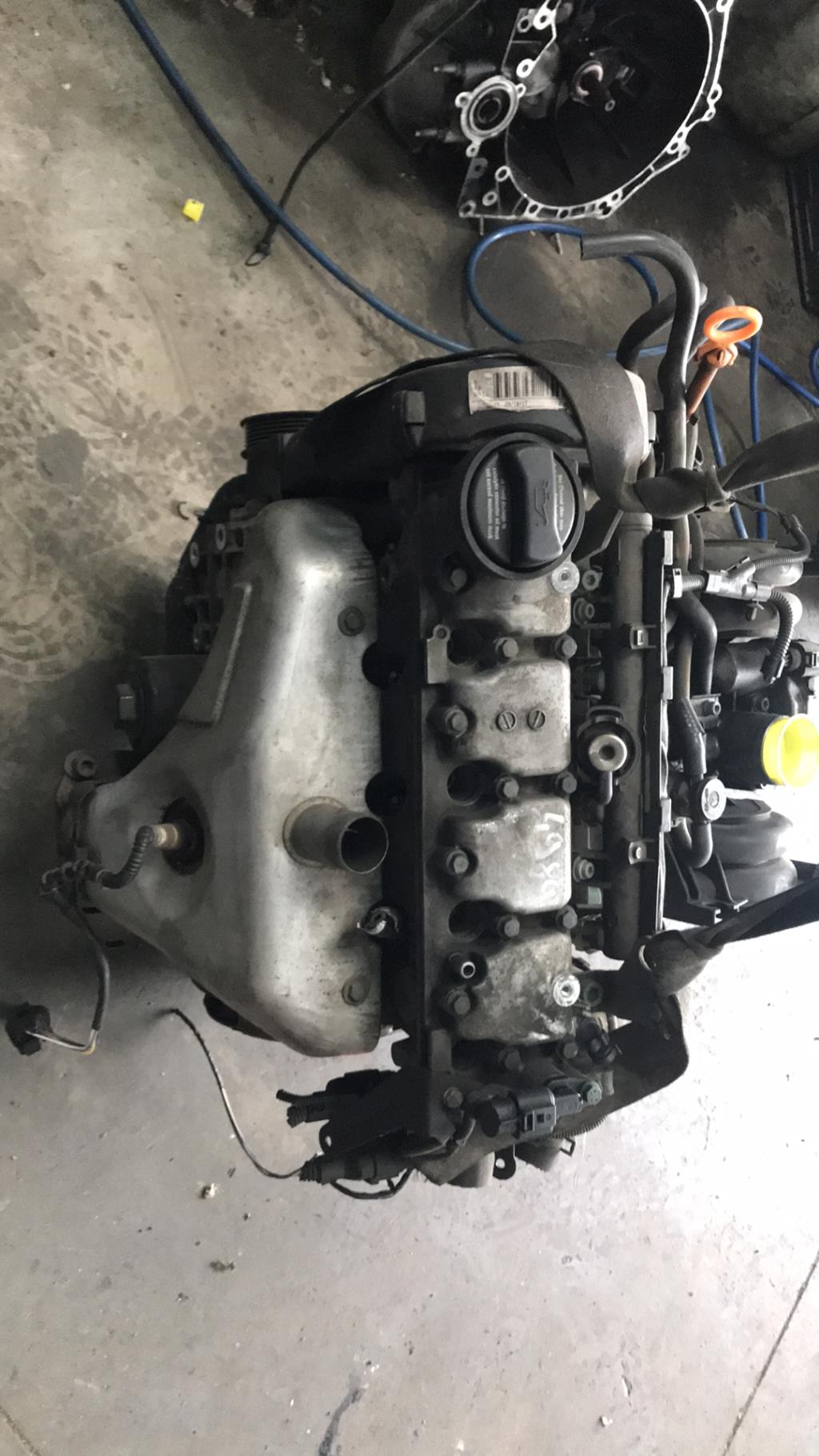 Moteur SEAT IBIZA 2 PHASE 3 Essence - 1