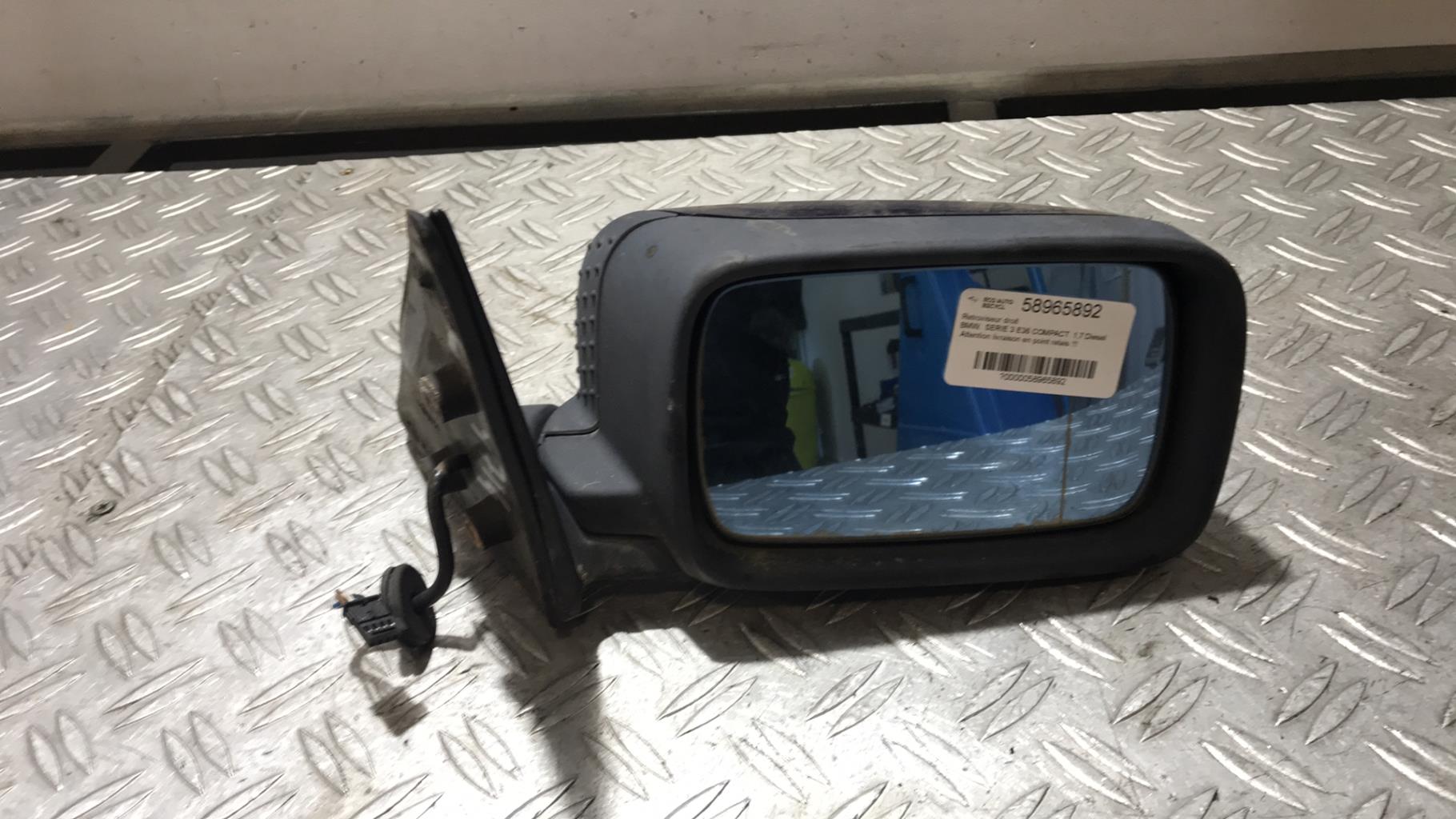 Retroviseur droit BMW SERIE 3 E36 COMPACT Diesel - 1