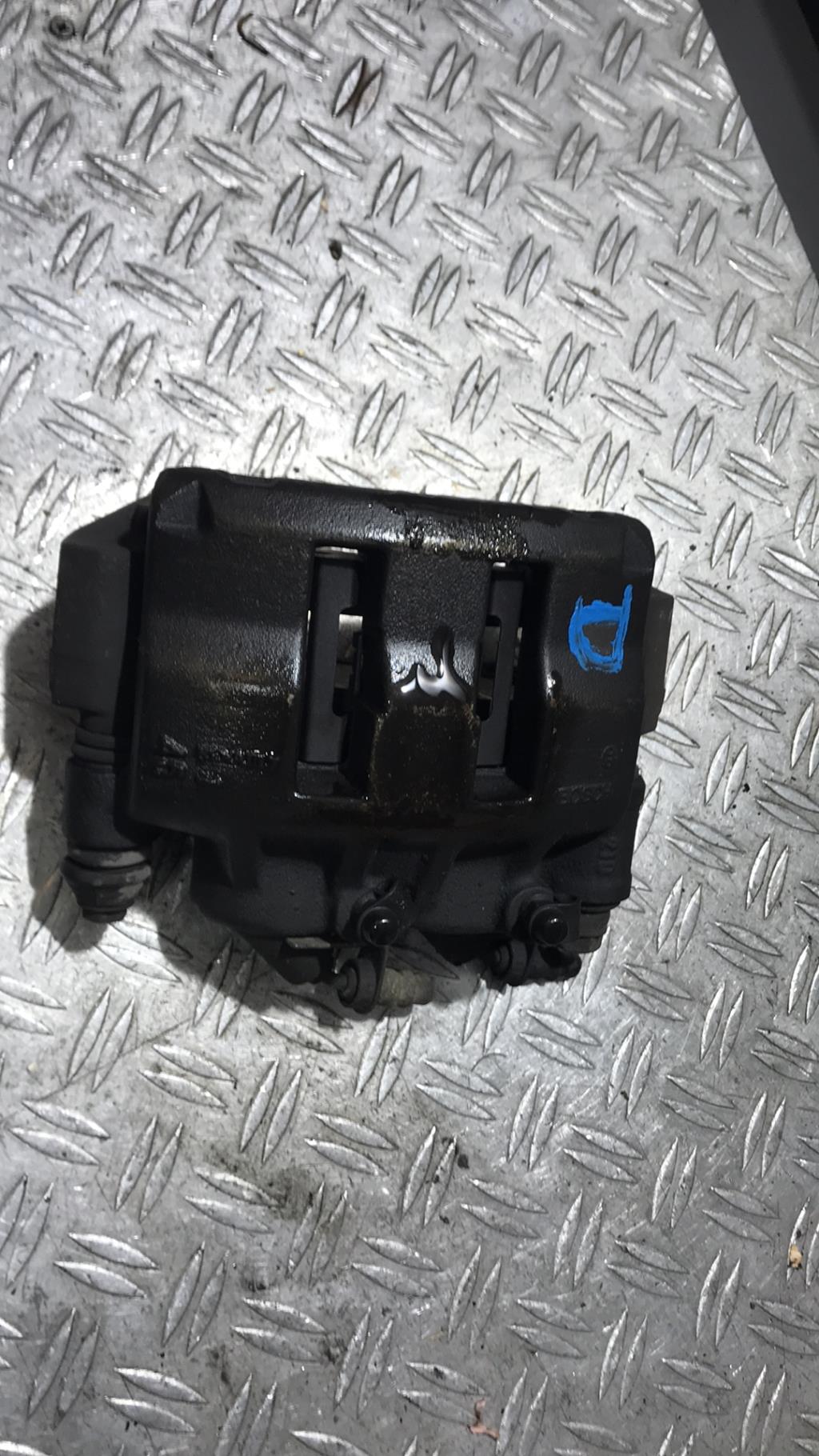 Etrier avant droit (freinage) RENAULT MASTER 2 PHASE 1 Diesel - 1