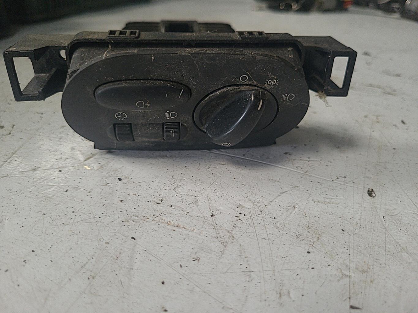 Commande de phare ROVER 75 PHASE 1 Diesel - 1