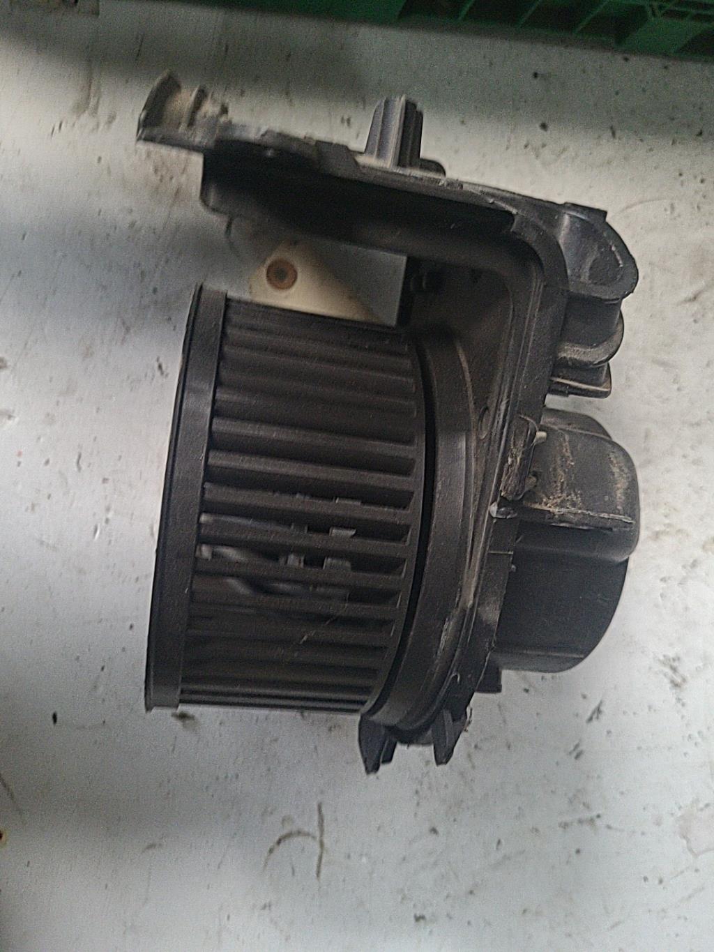 Ventilateur chauffage RENAULT CLIO 2 PHASE 2 Essence - 1