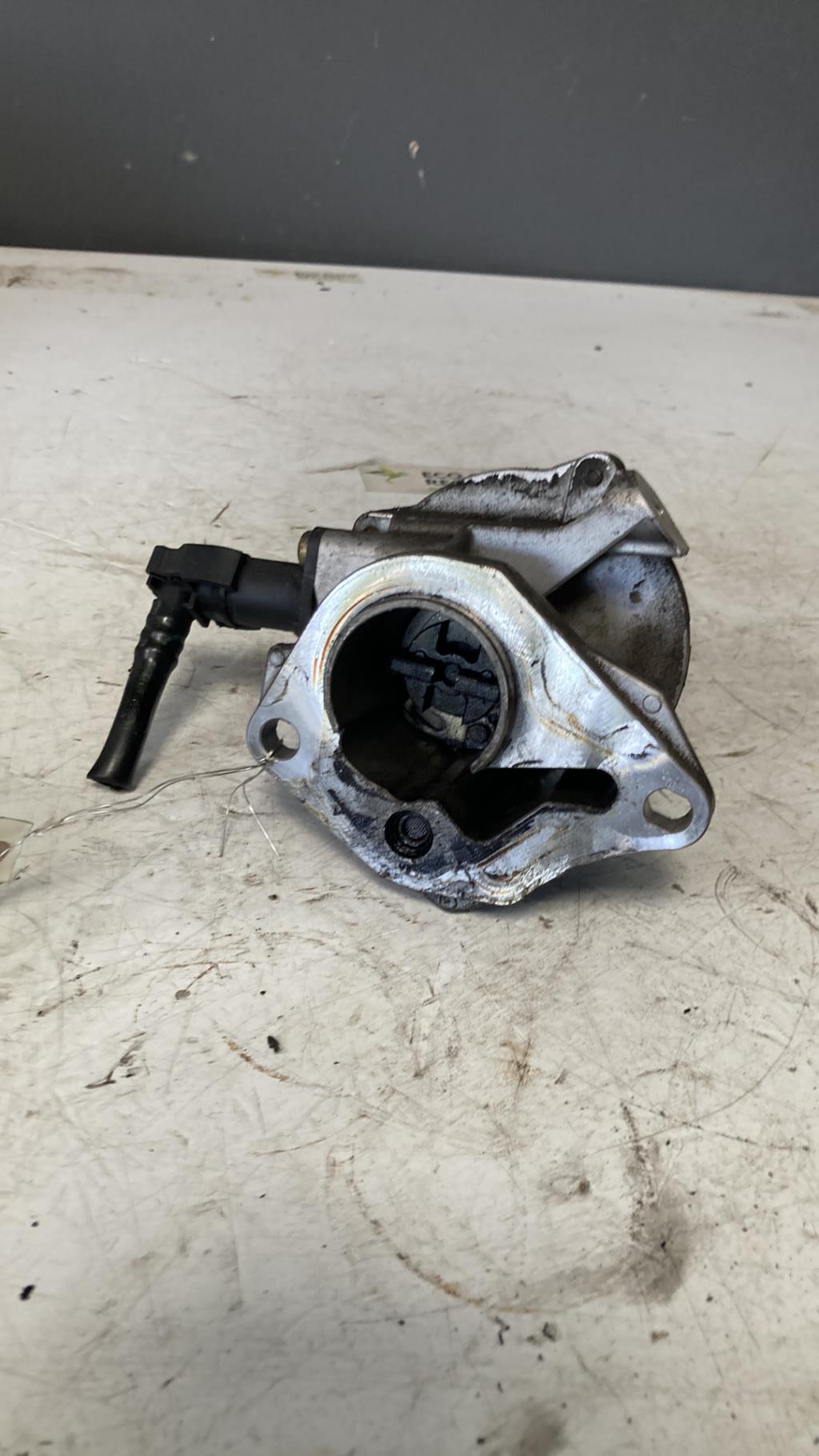 Pompe à vide RENAULT CLIO 3 PHASE 1 Diesel - 1