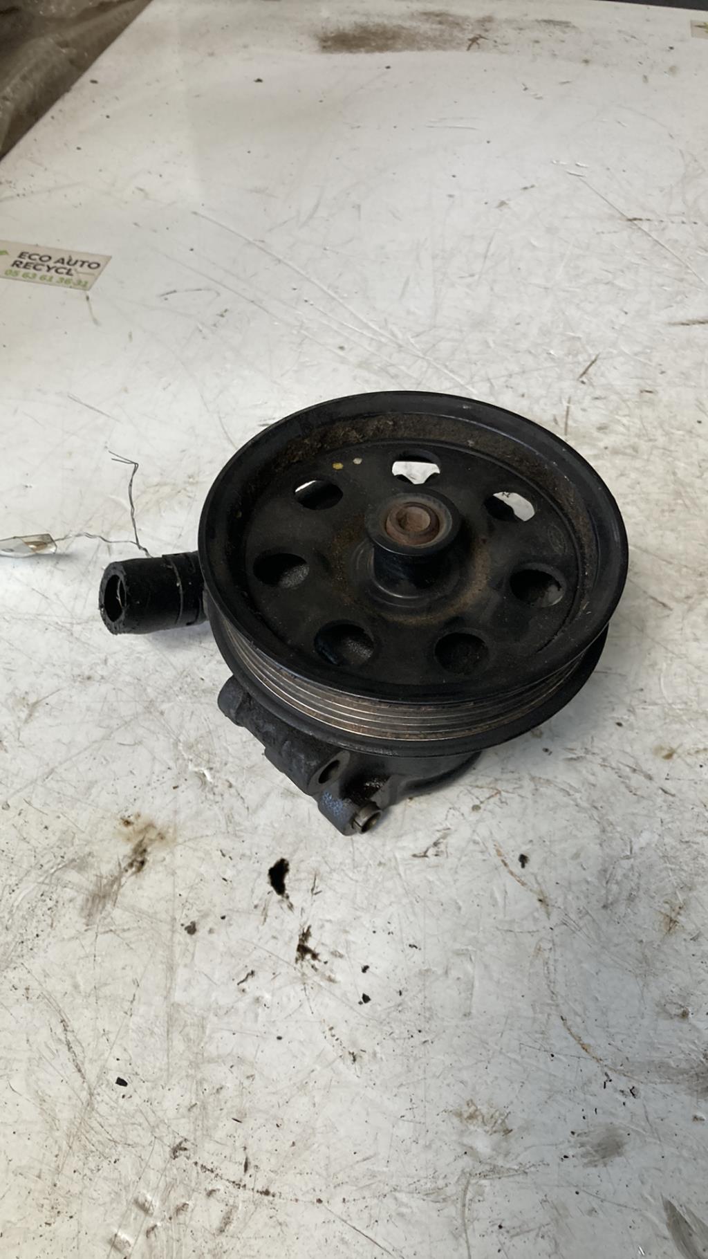 Pompe de direction FORD FOCUS 1 BREAK Diesel - 1