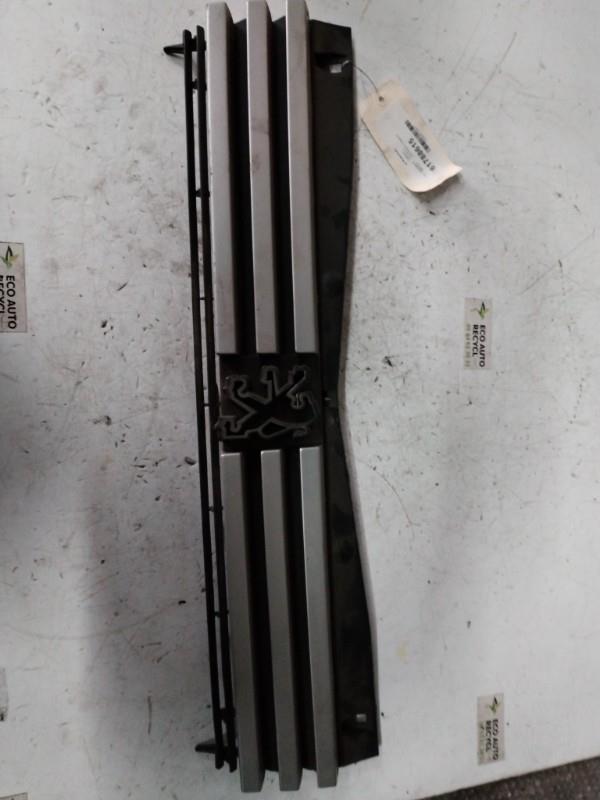 Calandre PEUGEOT 205 PHASE 1 Essence - 1