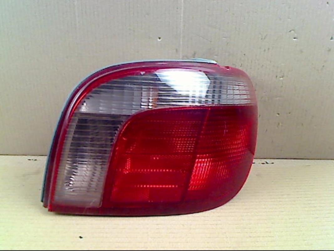 Fanale posteriore principale destro (luci) TOYOTA YARIS 1 PHASE 1 Gasolina - 1