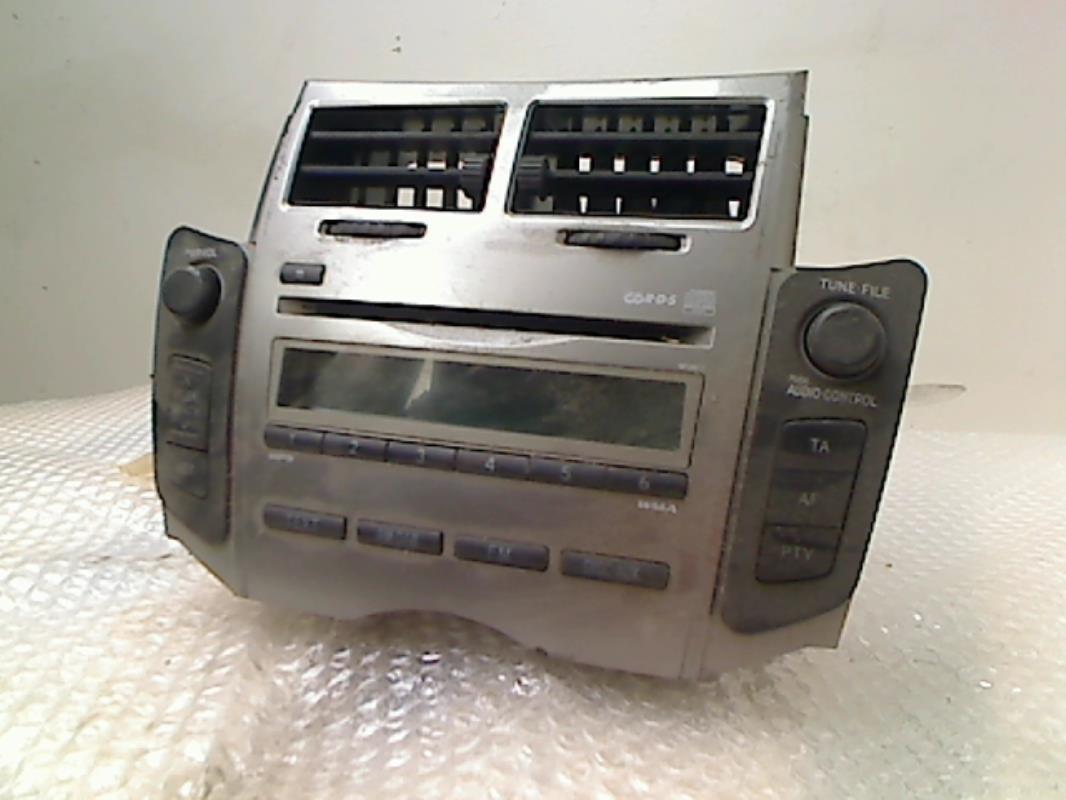 Autoradio originale TOYOTA YARIS 2 PHASE 1 Diésel - 1