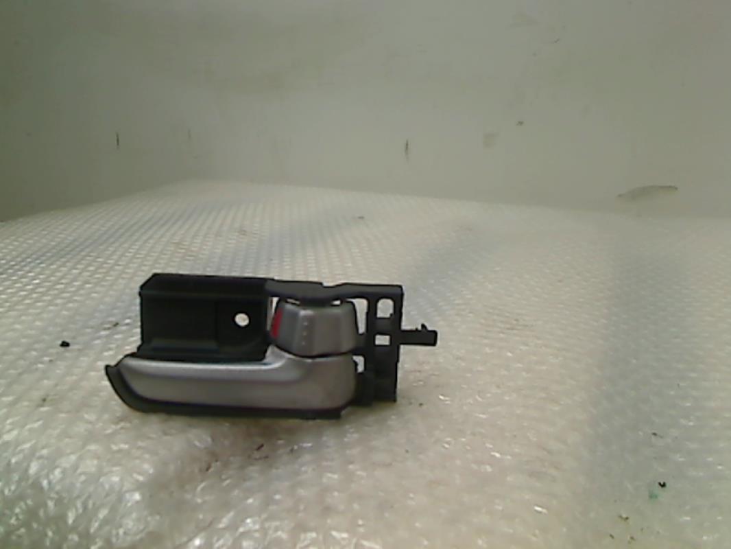 Maniglia interna posteriore destra SUZUKI SWIFT 3 Gasolina - 1