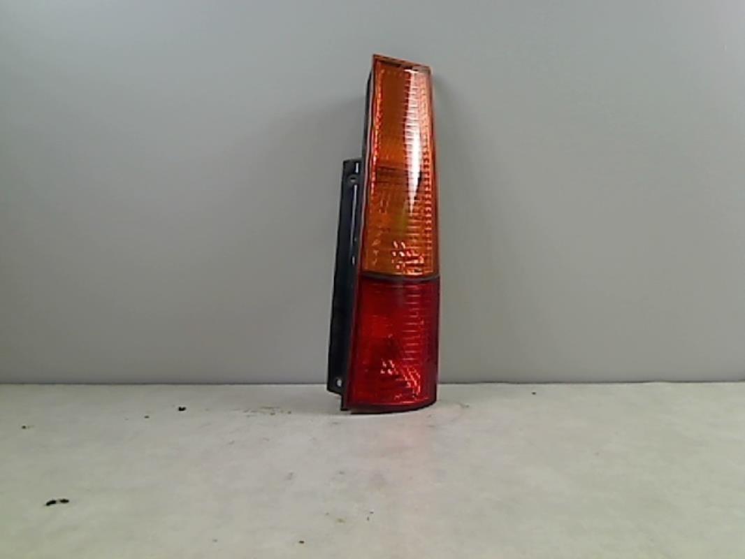 Fanale posteriore principale destro (luci) SUZUKI IGNIS 2 Gasolina - 1