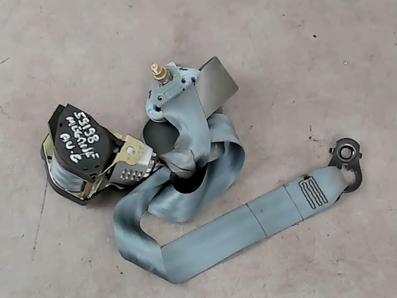 Cintura di sicurezza anteriore sinistra RENAULT MEGANE 1 PHASE 1 Gasolina - 1