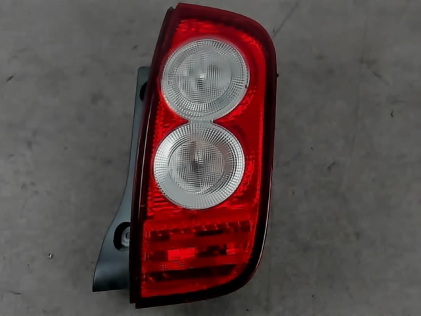 Fanale posteriore principale destro (luci) NISSAN MICRA 3 PHASE 2 Diésel - 1