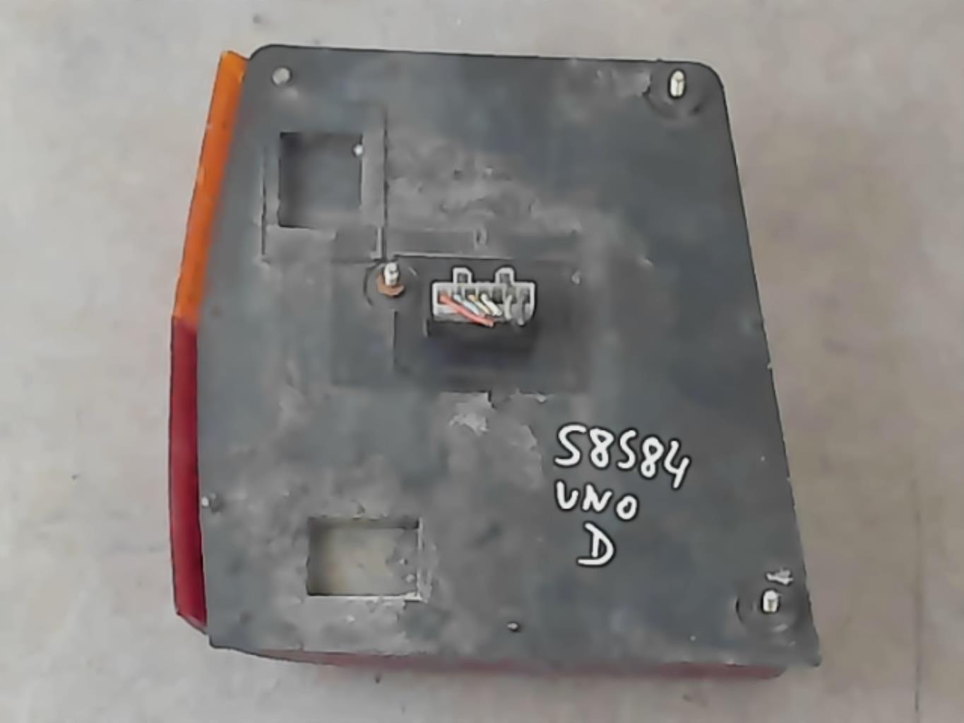 Fanale posteriore principale destro (luci) FIAT UNO PHASE 1 Gasolina - 1