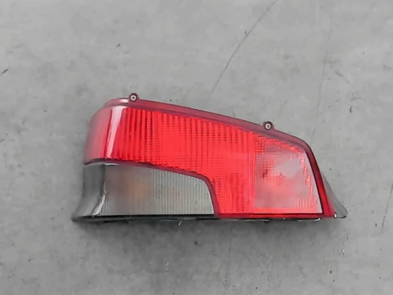 Fanale posteriore principale sinistro (luci) PEUGEOT 106 PHASE 1 Gasolina - 1