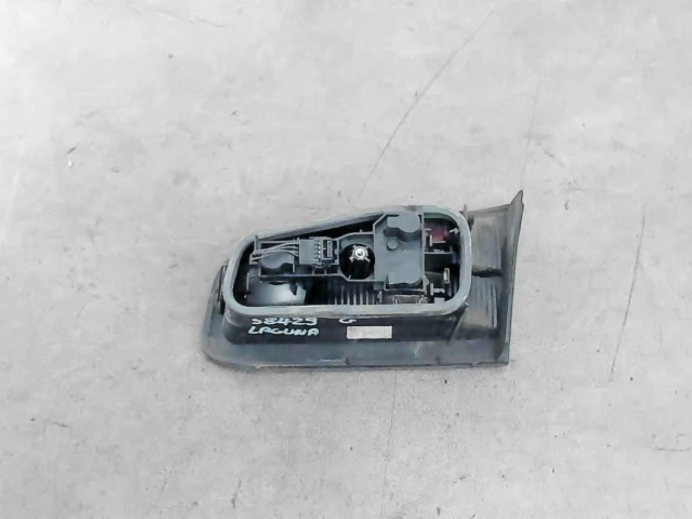 Feu arriere secondaire gauche (feux) RENAULT LAGUNA 2 PHASE 1 Diesel - 1
