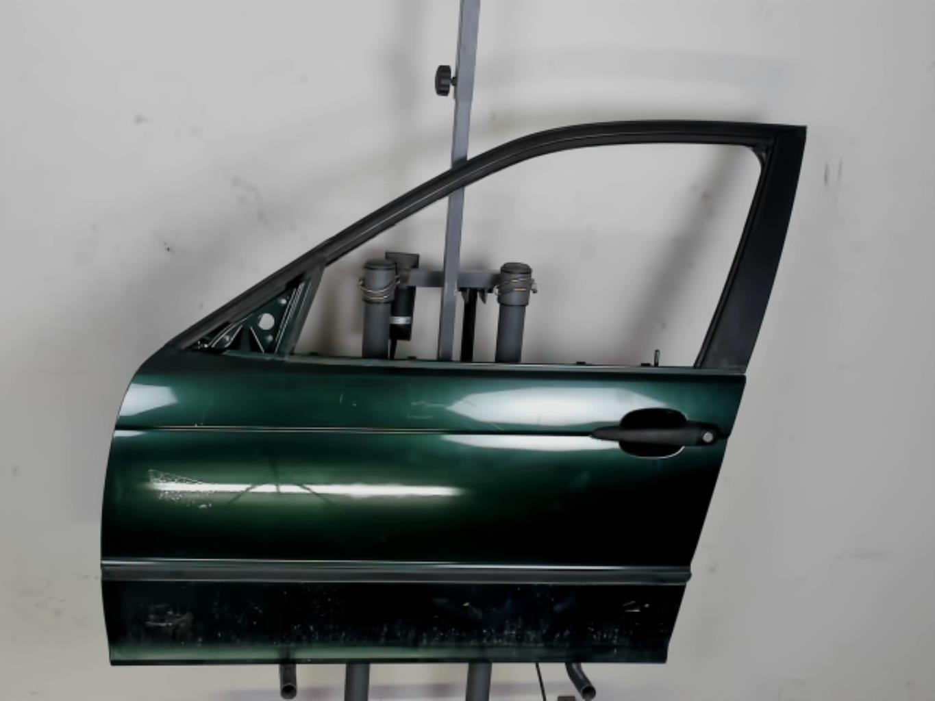 Porte avant gauche BMW SERIE 3 E46 PHASE 1 Diesel - 1