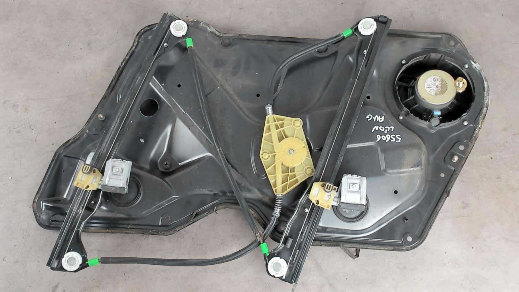 Alzacristalli elettrico anteriore sinistro SEAT LEON 1 Diésel - 1