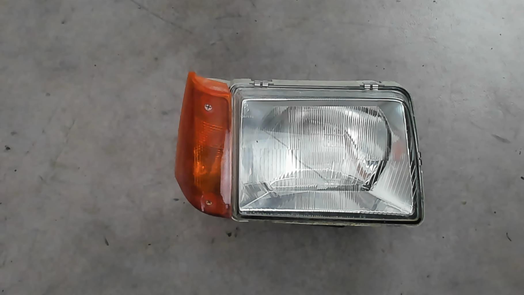Gruppo ottico anteriore principale destro (luci)(faro) SEAT TERRA Diésel - 1