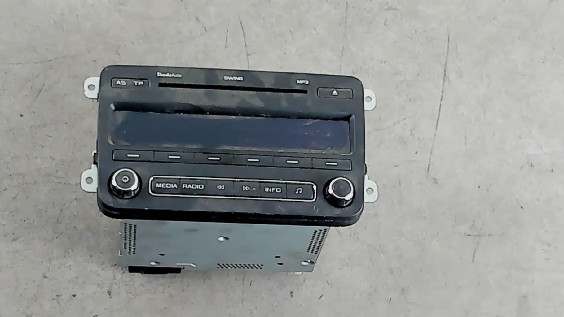 Autoradio originale SKODA ROOMSTER PHASE 2 Diésel - 1