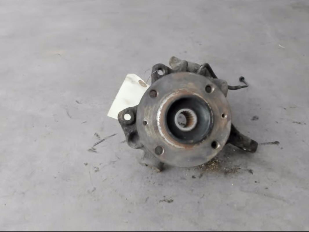 Fusee avant gauche PEUGEOT 1007 Diesel - 1