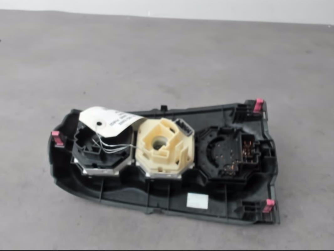 Commande chauffage TOYOTA YARIS 2 PHASE 1 Diesel - 1