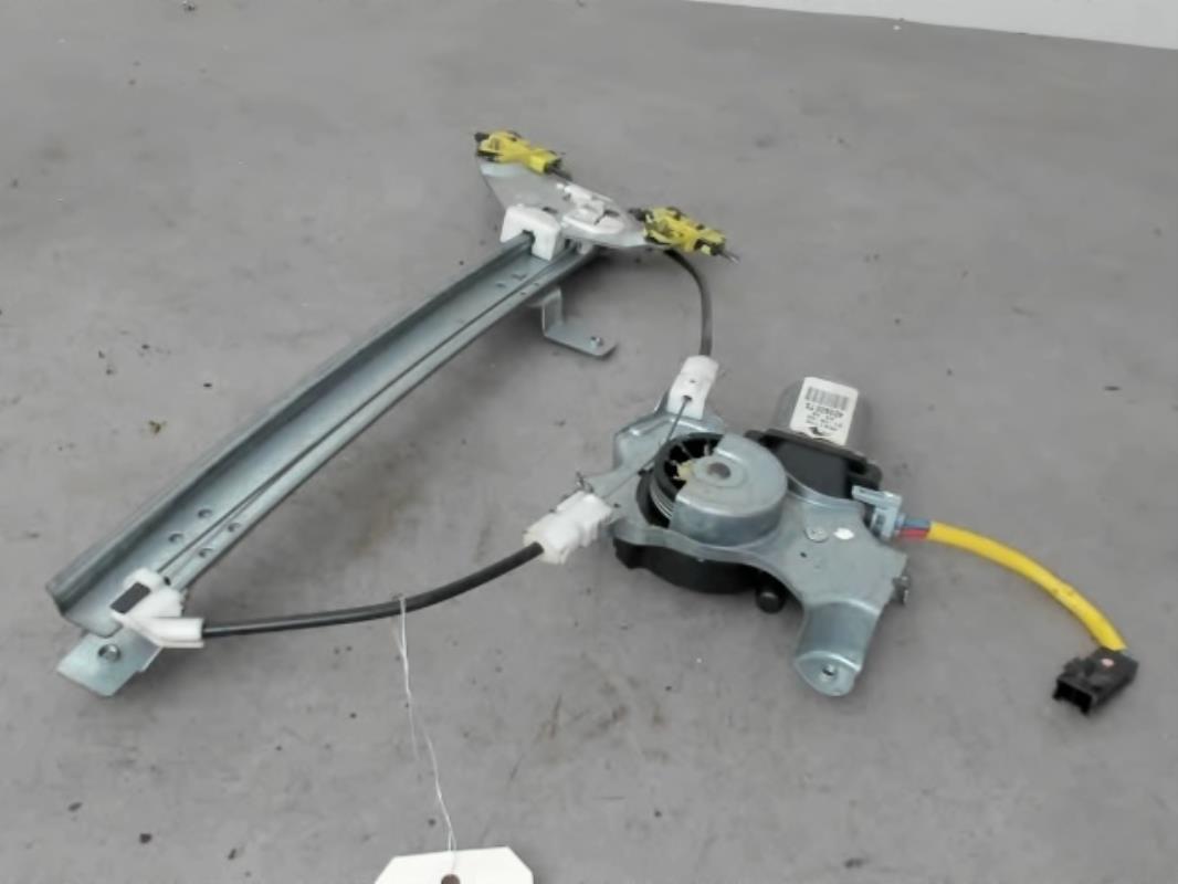Alzacristalli elettrico posteriore destro NISSAN ALMERA TINO PHASE 1 Gasolina - 1