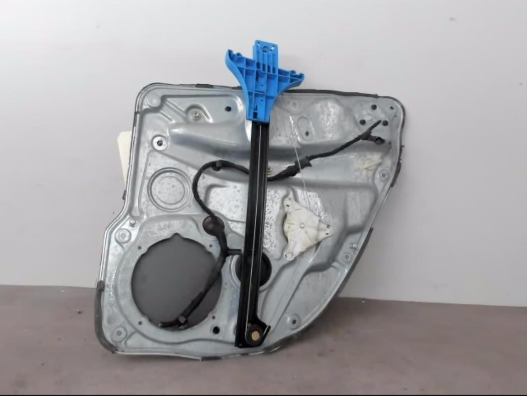 Alzacristalli elettrico posteriore sinistro VOLKSWAGEN GOLF 4 Diésel - 1