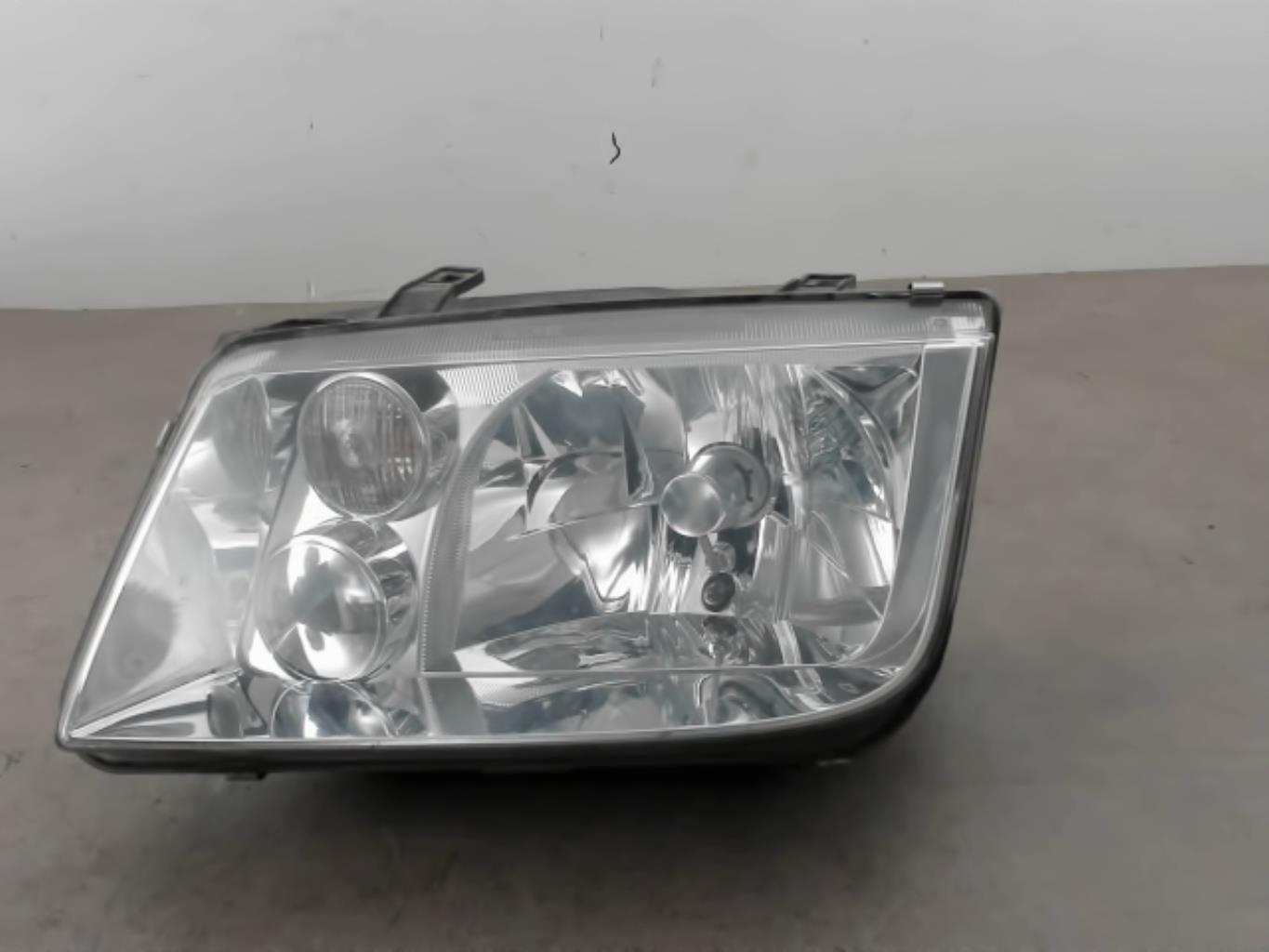 Gruppo ottico anteriore principale sinistro (luci)(faro) VOLKSWAGEN BORA Diésel - 1