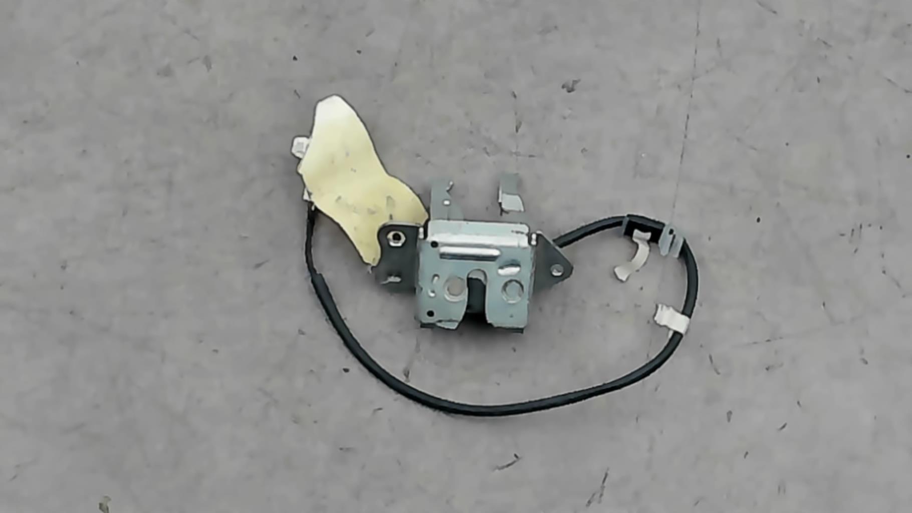 Serratura portellone posteriore TOYOTA YARIS 1 PHASE 2 Gasolina - 1