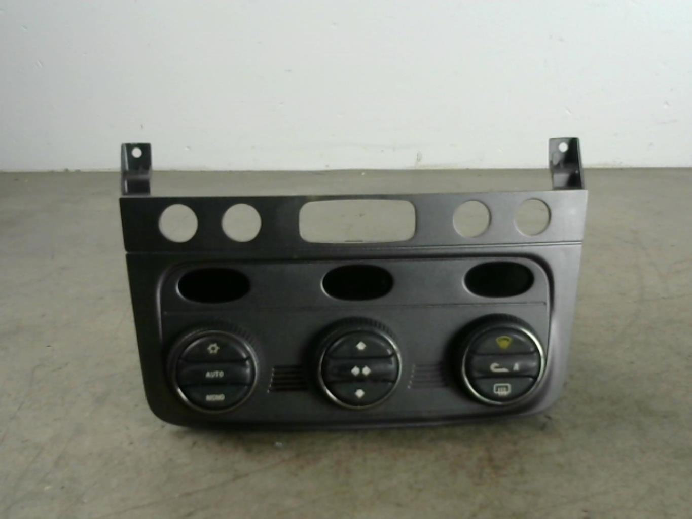Commande chauffage ALFA ROMEO GT COUPE Diesel - 1