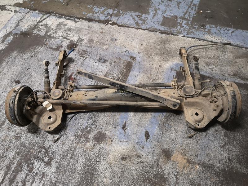 Essieu arriere PEUGEOT EXPERT 2 Diesel - 1