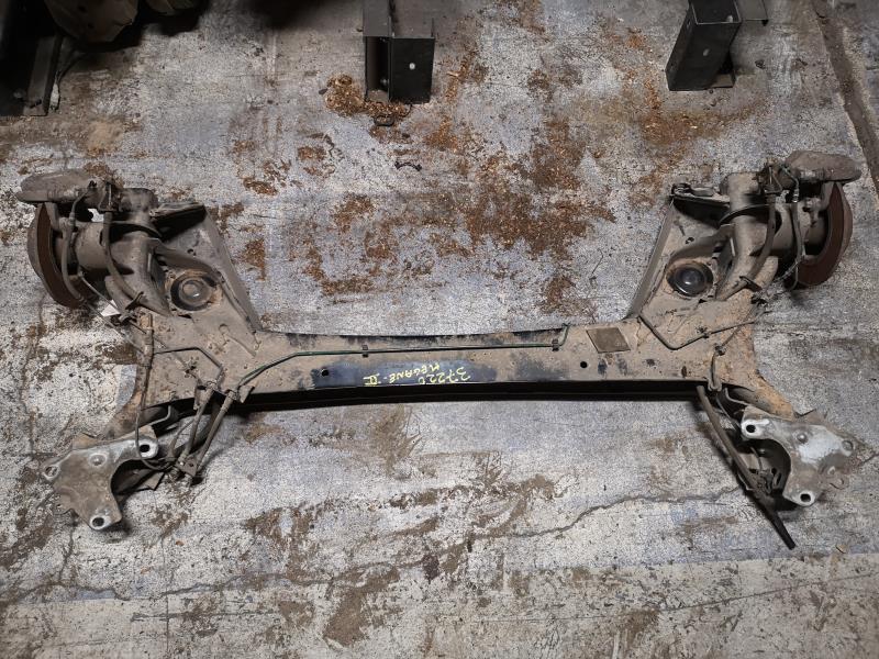 Essieu arriere RENAULT MEGANE 2 PHASE 1 Diesel - 1