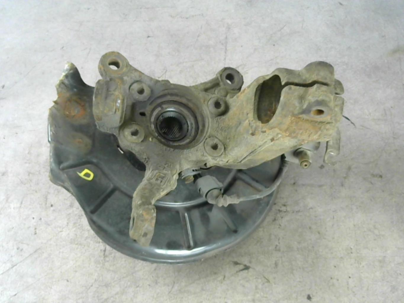 Fusee avant droit VOLKSWAGEN GOLF PLUS PHASE 1 Diesel - 1