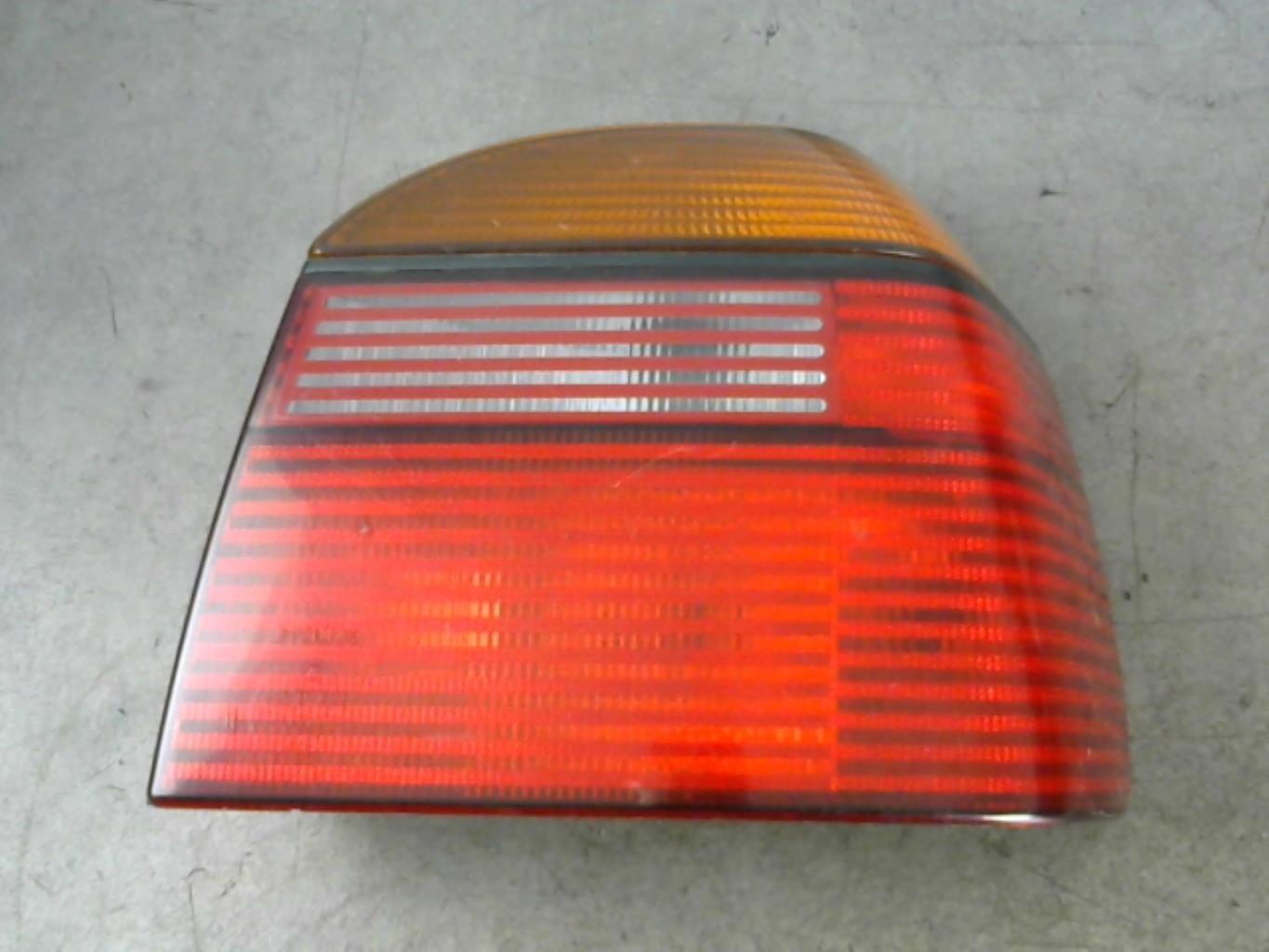 Fanale posteriore principale destro (luci) VOLKSWAGEN GOLF 3 Gasolina - 1