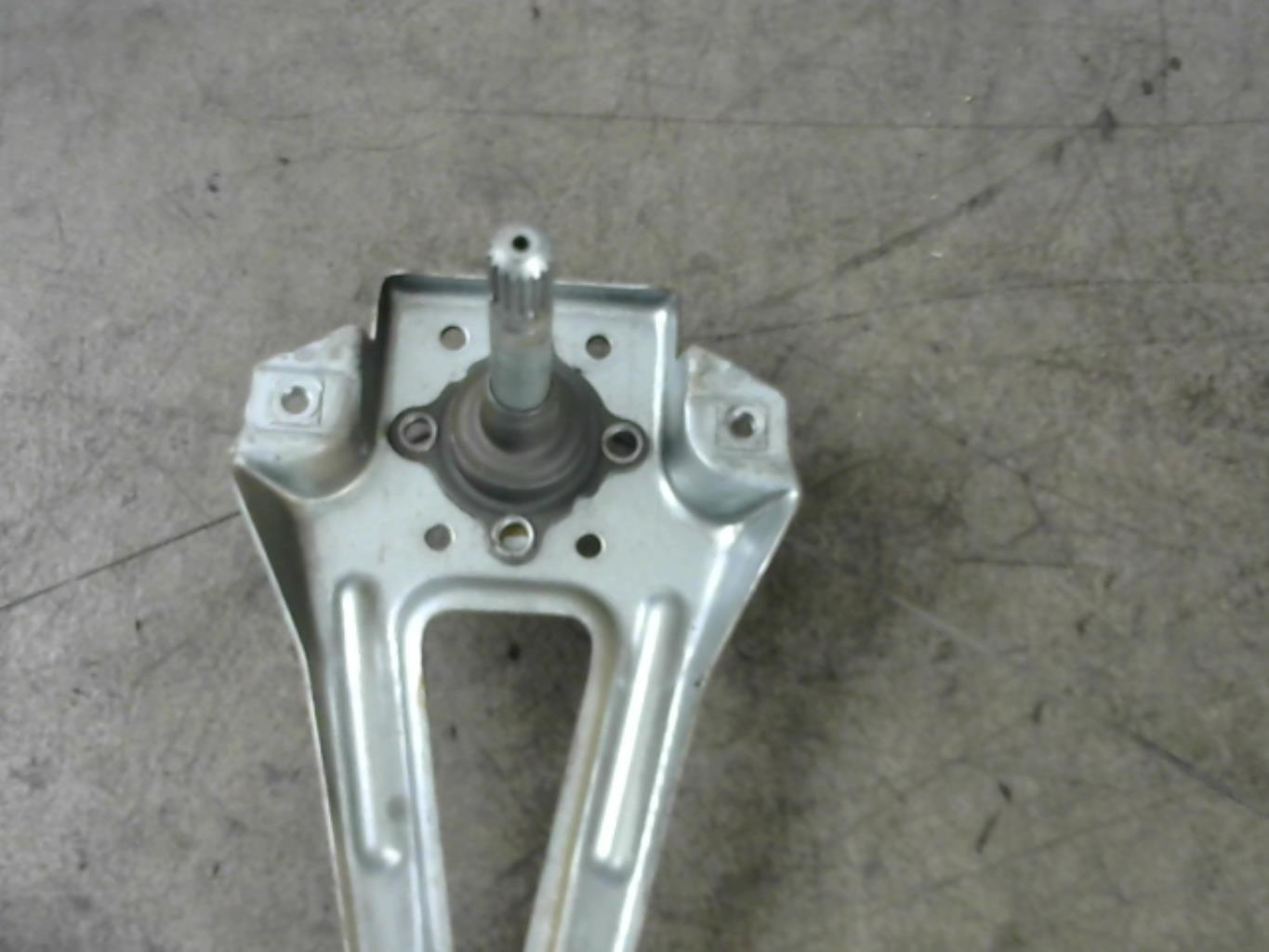 Alzacristalli manuale posteriore destro RENAULT CLIO 3 PHASE 2 BREAK Diésel - 1