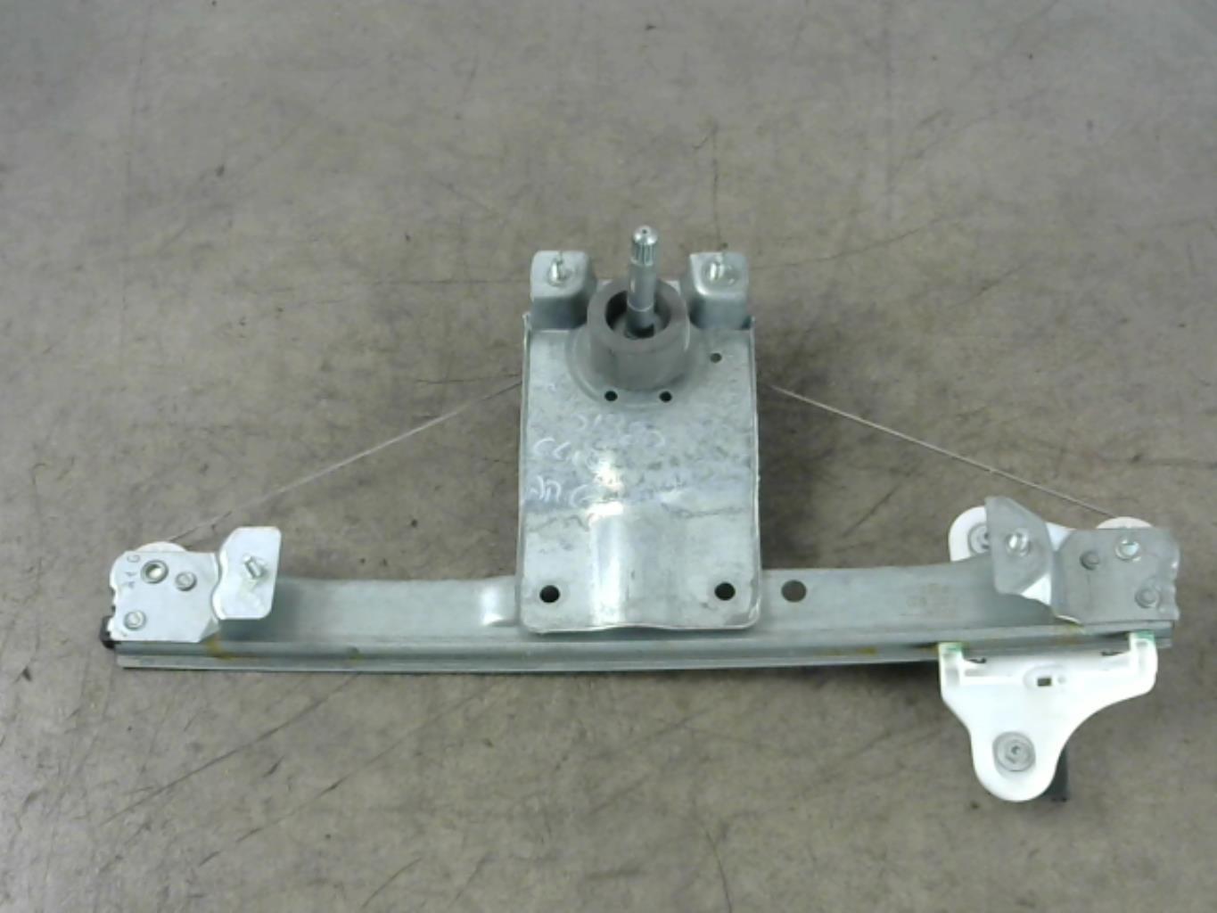 Alzacristalli manuale posteriore sinistro RENAULT CLIO 4 PHASE 2 Diésel - 1